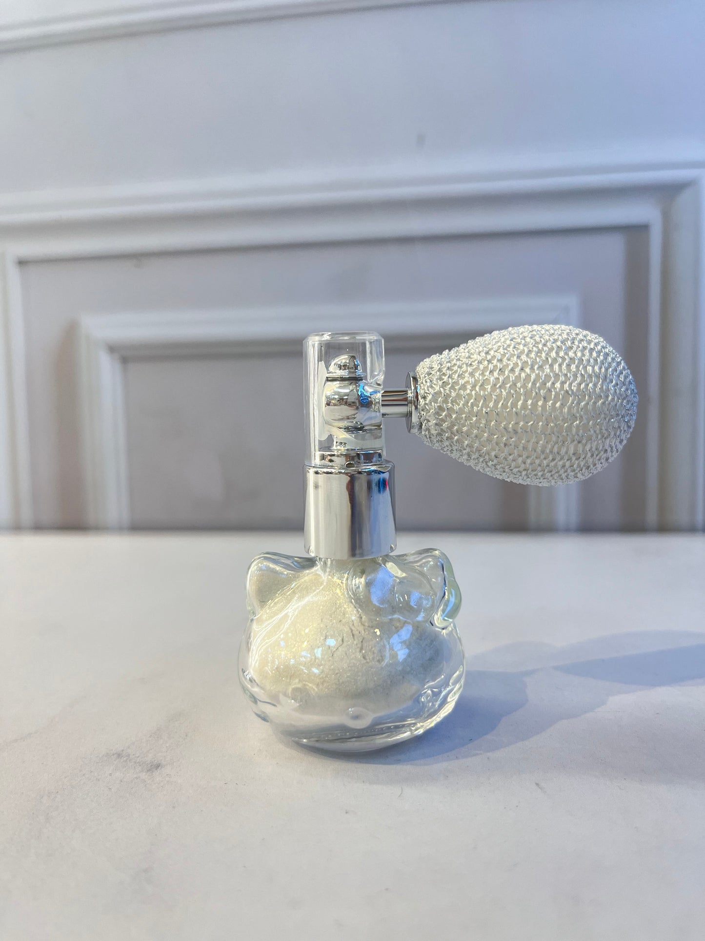 Polvo de Hadas con Aplicador Hello Kitty