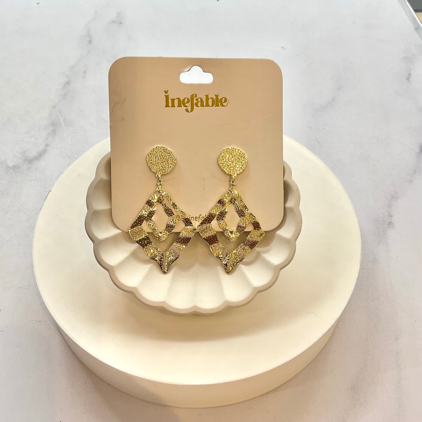 Arete Largo Elegante Rodio